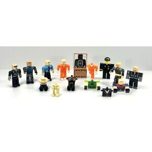 Roblox Action Figures and Body Part Pieces Assorted Lot of 15